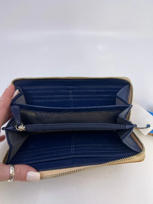 Affordable leather bagsWallet Designer By Coach  Size: Large