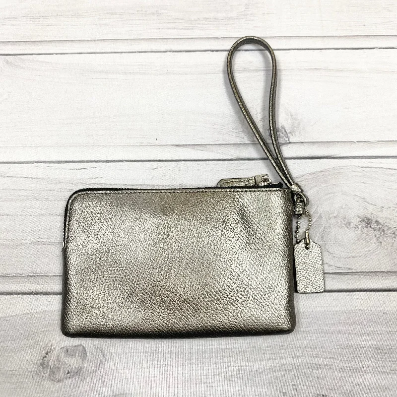 Durable leather bags for daily useWristlet Designer By Coach  Size: Small