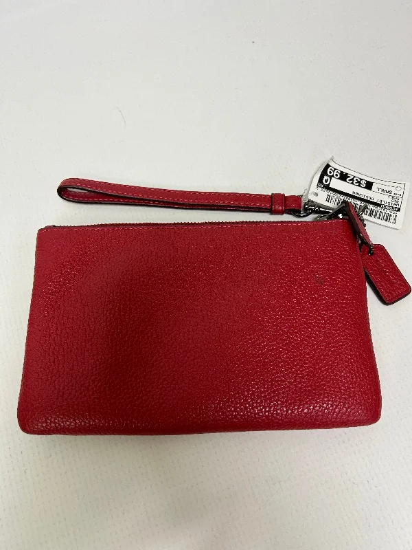 High-quality leather messenger bagsWristlet Designer By Coach  Size: Small