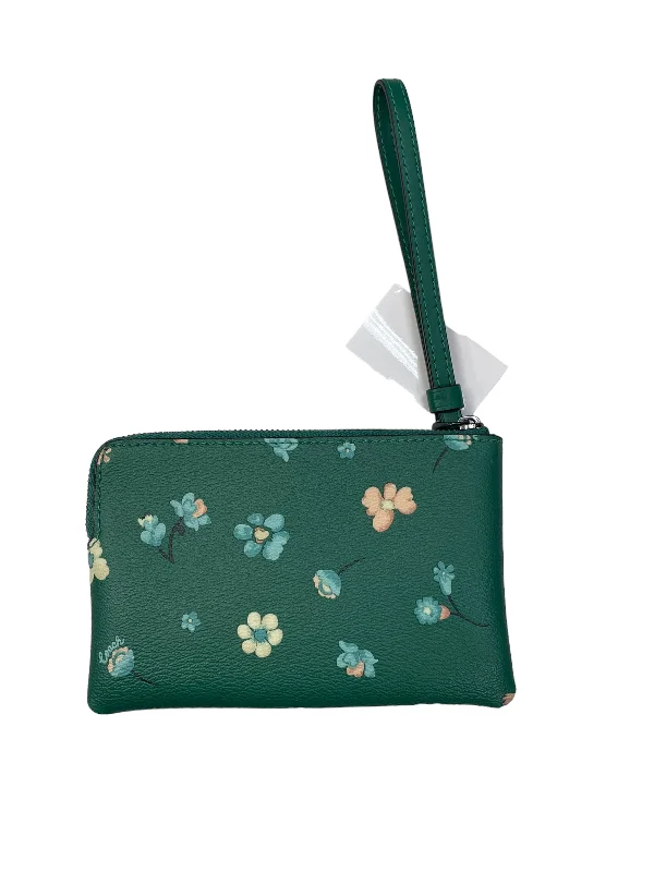 Crossbody bags for everyday useWristlet Designer By Coach  Size: Small