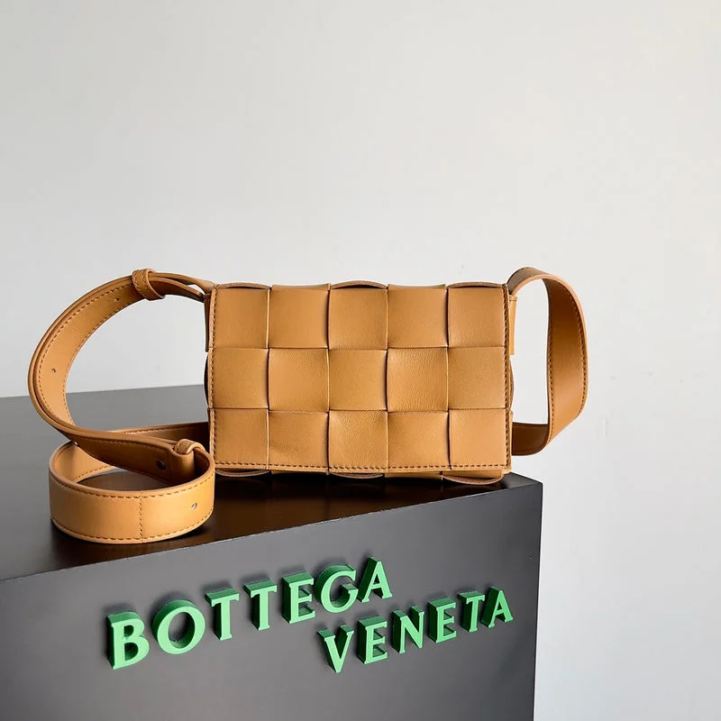 Lightweight duffle bags for gymWhimsy Finds - Bottega Veneta Bags - 932