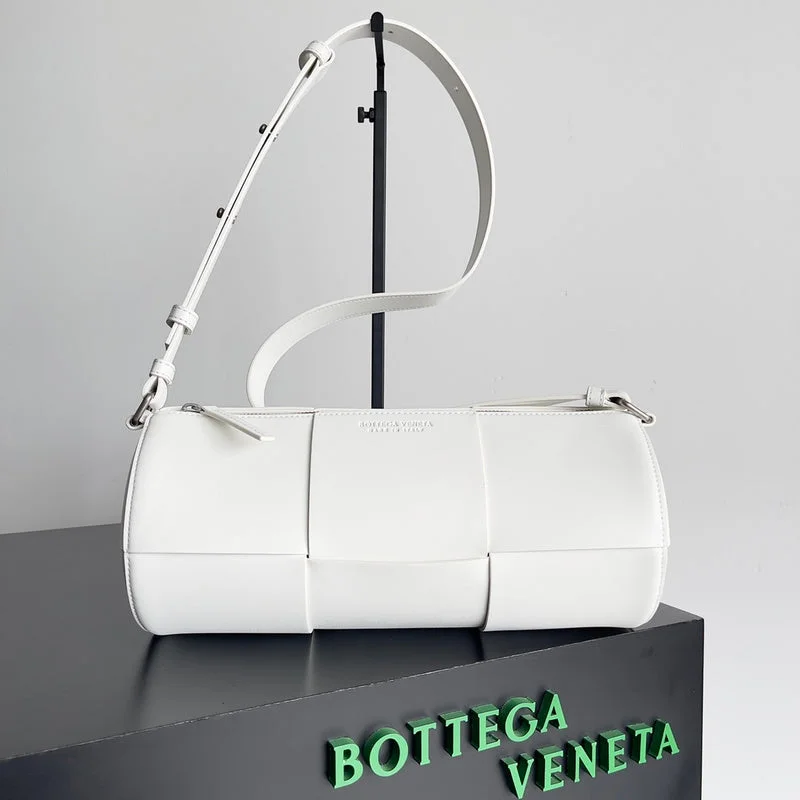 Best bags for weekend getawaysWhimsy Finds - Bottega Veneta Bags - 835