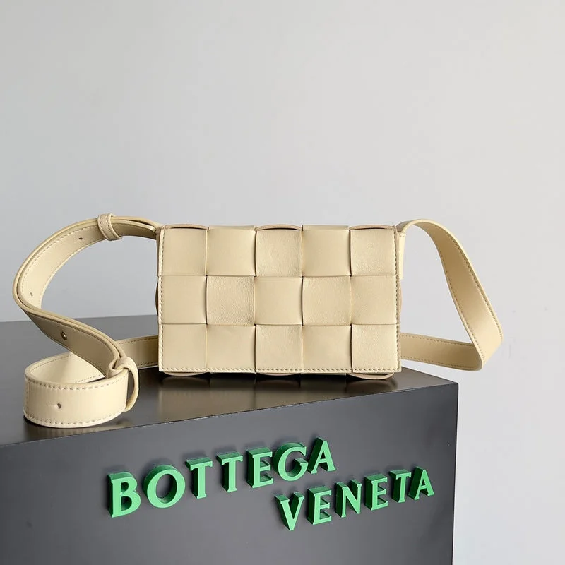 High-end designer bags for menWhimsy Finds - Bottega Veneta Bags - 931